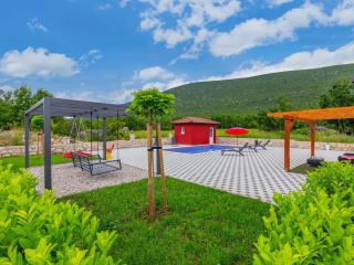 Holiday home in Slivno with swimming pool - 8