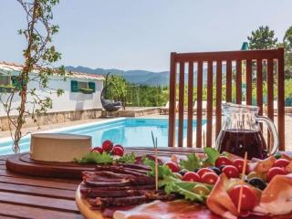 Zara with heated hydromassage pool - 8