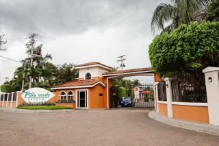 Green Valley House Santa Ana - 0