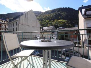 T2 Centre Luchon - Balcon - Parking Inclus - Animaux Bienvenus - FR-1-313-245 - 7