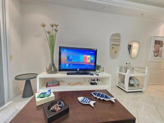 APT 1003 - Sea View - 2 Bedrooms - Garage - 4