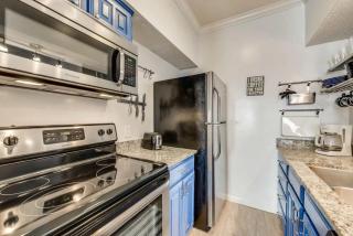 1BD Pool DFW South Irving I34 - 6