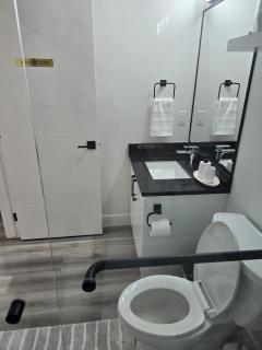 L&D Luxury Suite - 2