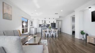 Modern Family Home - 0