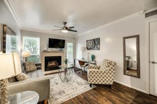 1BD Condo South Irving I28 - 5