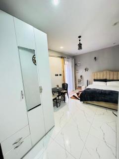 Maama Maggie's Home - 6