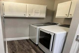 Cozy 2BD Apt Pool DFW Irving I043 - 5
