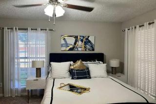 Cozy 2BD Apt Pool DFW Irving I043 - 4