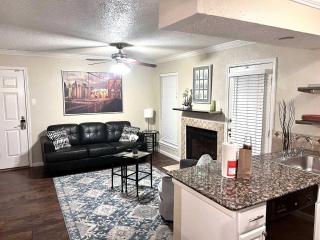 Cozy 2BD Condo DFW South Irving I02 - 5