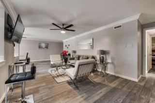 Lux 2BD Apt Pool SixFlags Grand Prairie GP54C - 0