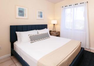 Oceanview Cottage Walk to Beach & Restaurants - 5