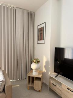 Luxury 2-Bedroom APT - Sea Views in Saadiyat Island - 5