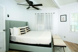 Luxury Oceanview Villa Walk to Beach & Dining - 4