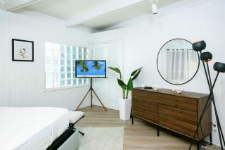 Luxury Oceanview Villa Walk to Beach & Dining - 2