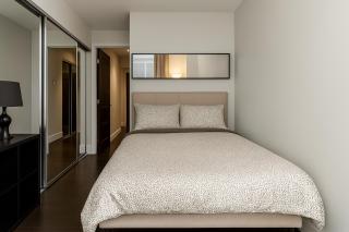 Bright 2-Bedroom Suite in Vibrant Yaletown Core - 4