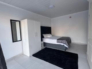 No 1 Guest house - 4