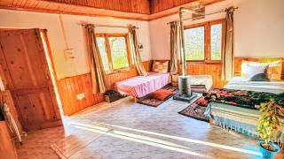 Pahadi Ghar by SiyaU - 8