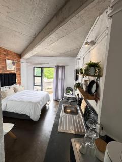 Cozy at Maboneng - 1