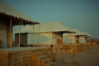 Mirvana Guest House & Camel safari - 4
