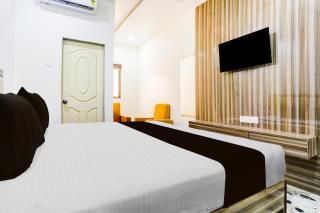 Super Collection O Ulhasnagar Birla Temple Formerly Hotel Yash Residency - 2