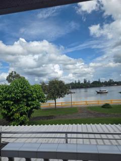 Funky Crab The River - 3