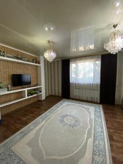 Гостевой дом с 7 комнатами - 4