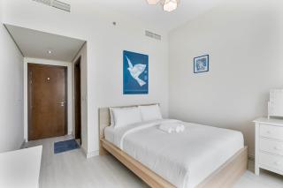 Beachside Bliss With Stylish 2BR with Panoramic View - 8
