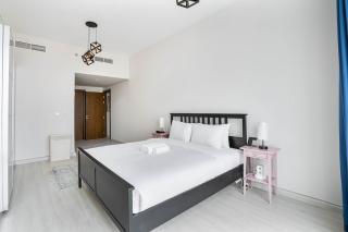 Beachside Bliss With Stylish 2BR with Panoramic View - 9