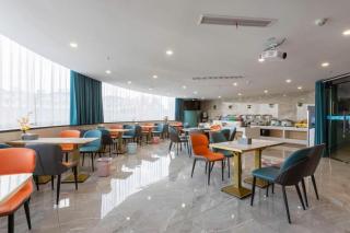 VX Hotel Jiangsu Taizhou Xinghua RT-Mart - 8