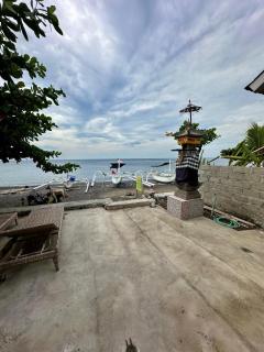 Dewata Beach House - 1