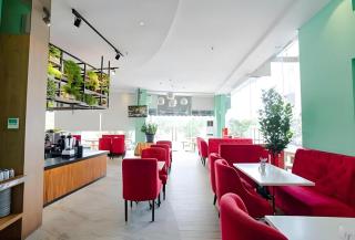 The Crew Hotel Kualanamu International Airport - 4