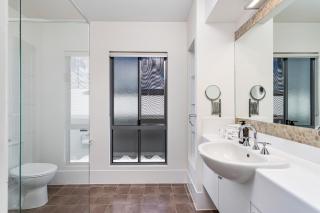 Palm Beach Perfection - Luxe Coastal Escape - 3