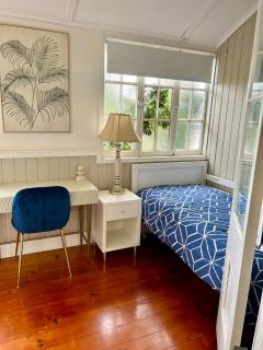 Childers Charmer with Aircon, WIFI & modern luxuries - 8