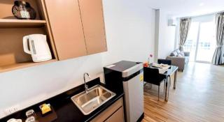 The Violin - Sriracha - 6