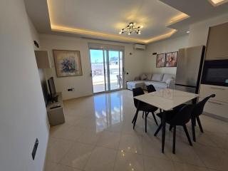 Thoma's K Studios - 8