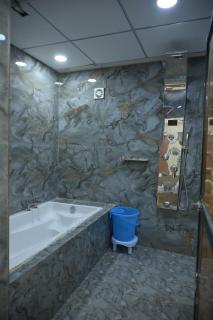 Hotel The Grand Heritage Junagadh - 8