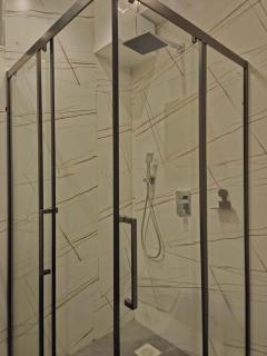 BRB HOMES - Fully Furnished One-Bedroom Hideaway in Kisaasi, Kampala - 2