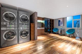 Yitel Guangzhou Pazhou Exhibition Center Chigang Metro Station - 9