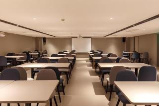 Home Inn Selected Guangzhou Zhujiang New Town Wuyangcun Metro Station - 1