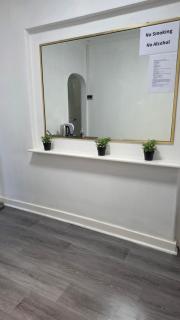 room near train station and airport - Perth - 6