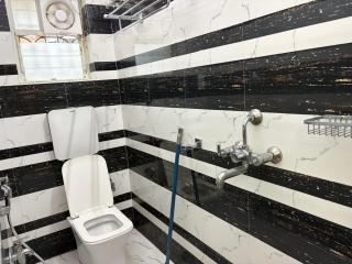 Hotel O Aditi Guest House - 2