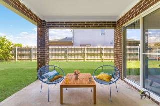 Five Bedrooms Near Schofields Station Direct Access to Sydney University & Parramatta - Schofields - 8