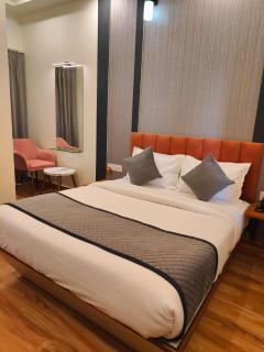 Aanchal Palace Hotel - 2