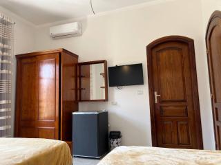 Mikhaila Guest House - 7