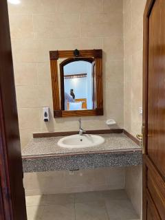 Mikhaila Guest House - 2