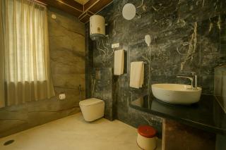 The Manali Suite & Villas - Luxury Stay Away From City Hustle - 7