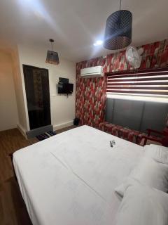 Cumins Residency - 4