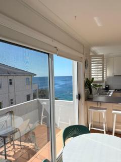 Beachside Apartment Blackwoods Beach - 4