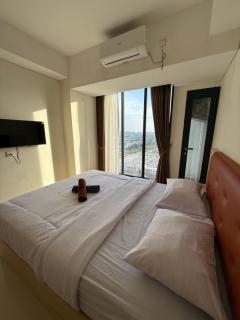 Pollux Habibie Deluxe 3 City View lt 28 by Superstay - 2