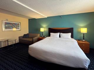 Country Inn & Suites by Radisson, Bismarck-Mandan - 3